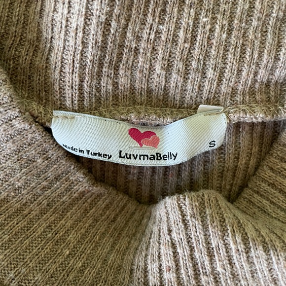 Brown Maternity/ Nursing sweater. - Picture 2 of 4